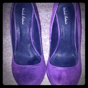 Michael Antonio purple velvet heels